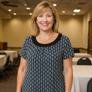 East 5th Womens Large Black & Blue Pullover Short Sleeve Top